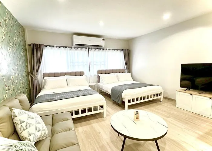 New Apt, Near Siam Paragon, 2 Min To Bts 1br,4pax * Bangkok