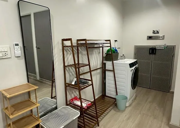 New Apt, Near Siam Paragon, 2 Min To Bts 1br,4pax *